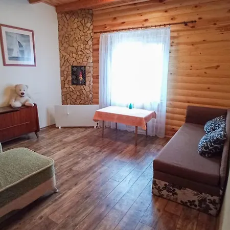 дом в 300 метров от моря,участок,вид на море. Tatil Evi