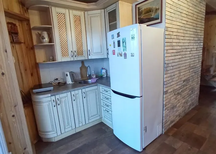 дом в 300 метров от моря,участок,вид на море. *