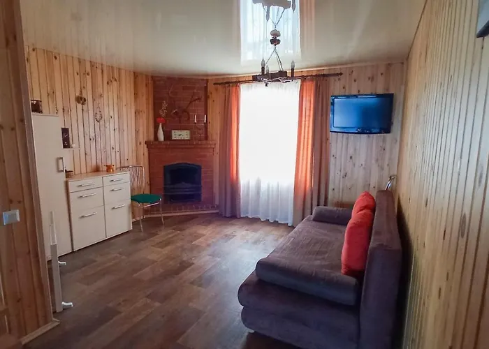 дом в 300 метров от моря,участок,вид на море. *